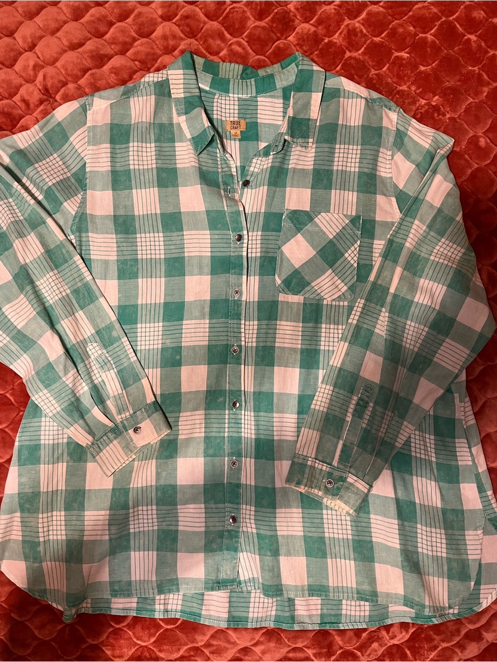 True Craft Women’s Green and White Plaid Acid Wash Button Down Shirt
